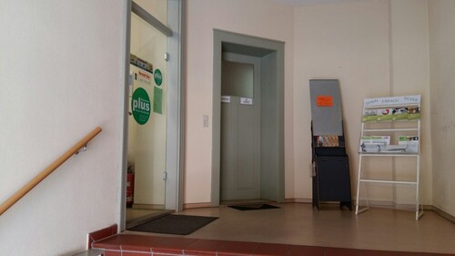 Eingangsbereich_Meissen_Coellner_Strasse - 2 Zimmer Büro in Meißen