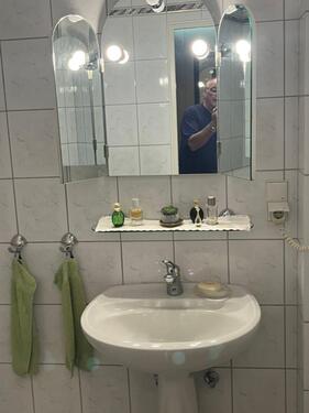 EG Gäste WC Waschtisch - 