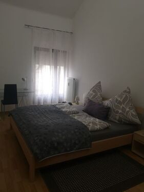 20240101_Bild_Frankfurt_Dornbusch_SchlafzimmerIMG_20240101_135821 (2) - 