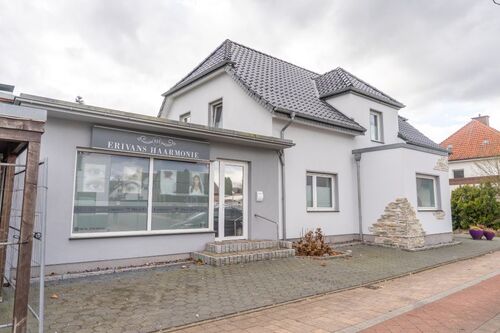 Gewerbeeinheit - Provisionsfrei* Geräumiges, zentralgelegenes 6-Zimmer Einfamilienhaus mit Gewerbeeinheit in Eilshausen