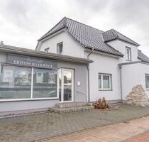 Provisionsfrei* Geräumiges, zentralgelegenes 6-Zimmer Einfamilienhaus mit Gewerbeeinheit in Eilshausen - Hiddenhausen