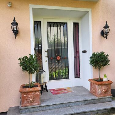 Haustür - 6 Zimmer Einfamilienhaus in Velbert