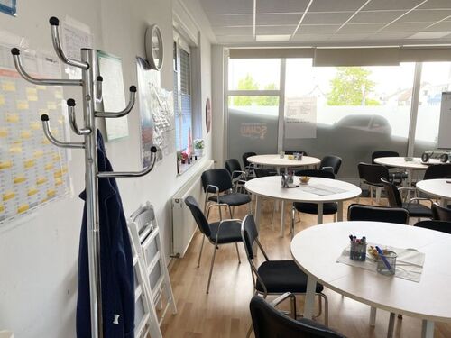 Schulungsraum Fahrschule - 