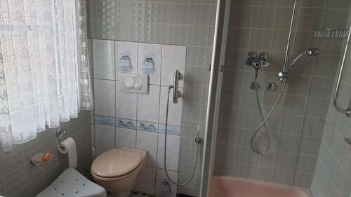 Kleines Bad Dusche WC - 