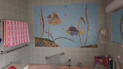 Kleines Bad mit Badewanne - 