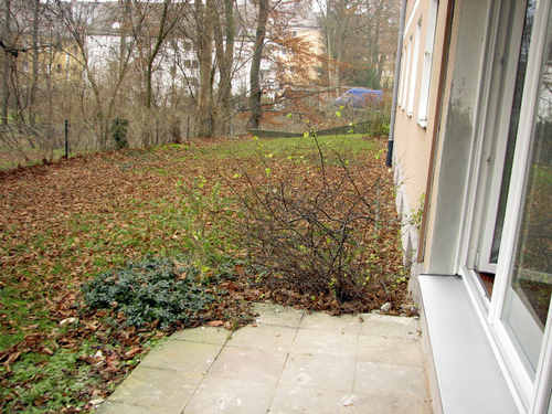 Terrasse mit Gartenmitbenutzung - Erdgeschoßwohnung mit 106,00 m&sup2; in Augsburg zum Kaufen