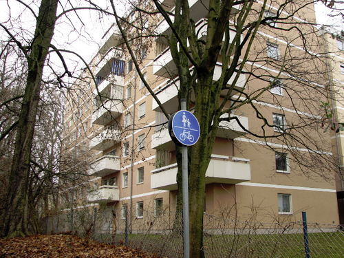 Hausfassade an der Terrassenseite - 