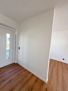 Eingangsbereich - Doppelhaushälfte mit 97,00 m&sup2; in Winsen ( Aller ) zum Kaufen