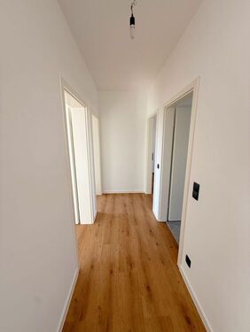 Flur zu den Zimmern - 