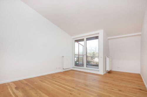 Livingroom_with_Terrace - 