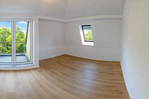 bedroom_1 with balcony - 