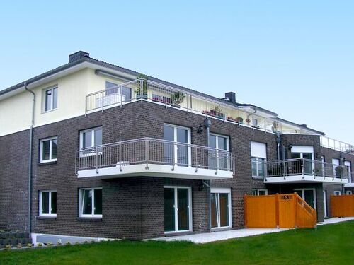 464523 - Moderne Wohnung für das reife Alter mit Fahrstuhl und großem Balkon