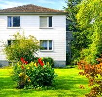 Provisionsfrei* Großer Garten mit dreistöckigem Haus bei der Trabrennbahn Mariendorf, Berlin