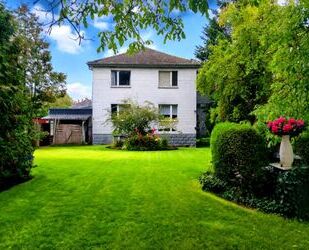 Provisionsfrei* Großer Garten mit dreistöckigem Haus bei der Trabrennbahn Mariendorf, Berlin