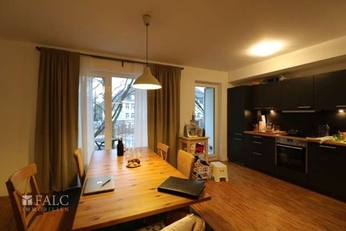 Wohnzimmer - 2 Zimmer Etagenwohnung in Hamburg