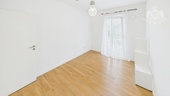 CAM01984G0-PR0514-STILL002 - 
