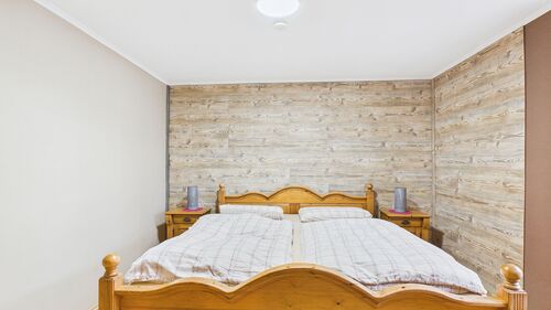 2. Wohneinheit Erdgeschoss - Hauptschlafzimmer - 