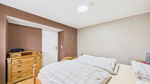 2. Wohneinheit Erdgeschoss - Hauptschlafzimmer - 