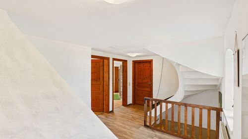 1. Wohneinheit Obergeschoss - Flur - 