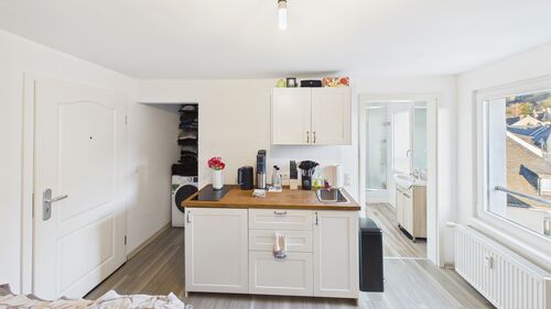 1-Zimmer-Apartment mit offenem Wohn- und Schlafbereich 4. OG - 