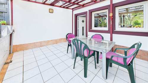 CAM01984G0-PR0492-STILL021 - 
