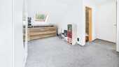 CAM01984G0-PR0492-STILL015 - 