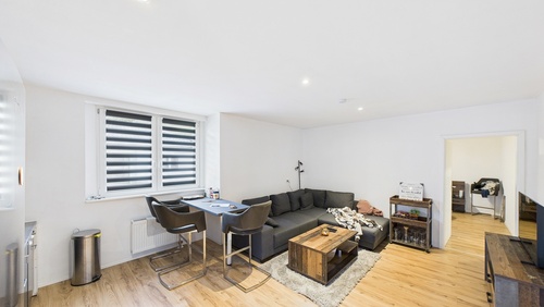 CAM03143G0-PR0192-STILL001 - 