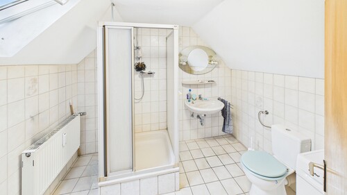 CAM03143G0-PR0192-STILL008 - 