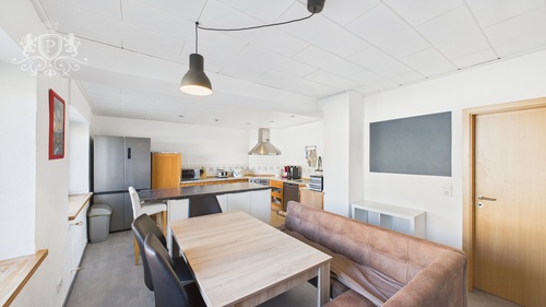 5a8e0774740f45b2b6a74ce936c01ca8_95_CAM01984G0-PR0454-STILL003 - 