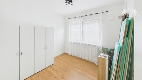 CAM01984G0-PR0514-STILL013 - 