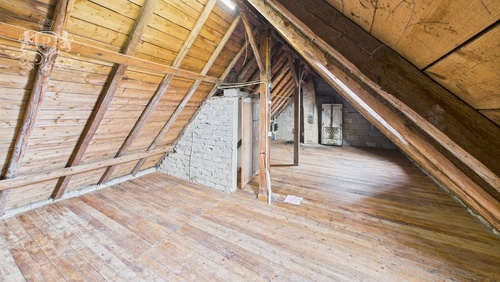 CAM01984G0-PR0452-STILL051 - 