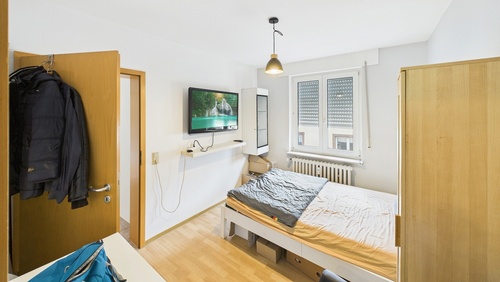 CAM01984G0-PR0520-STILL010 - 