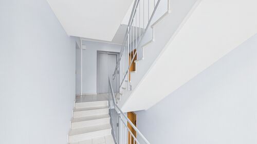 Flurbereich + Aufzug - 