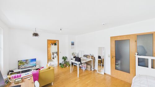 1. OG Schlaf-/ Wohnbereich - 1 Zimmer Etagenwohnung in Trier