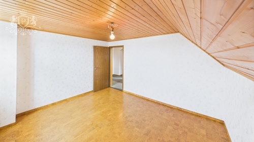 CAM01984G0-PR0452-STILL042 - 