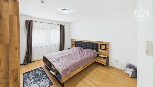 CAM01984G0-PR0511-STILL019 - 