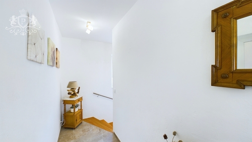 Wohneinheit 1 - 1.OG Flur - 