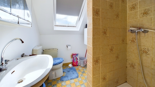 CAM01984G0-PR0424-STILL007 - 