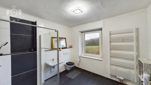 CAM01984G0-PR0440-STILL012 - 