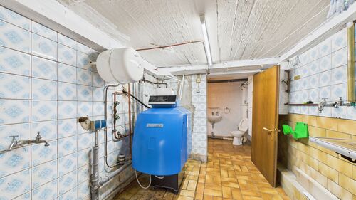 CAM03143G0-PR0197-STILL014 - 