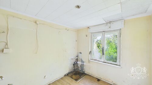 CAM01984G0-PR0506-STILL005 - 