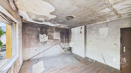 CAM01984G0-PR0506-STILL003 - 