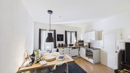 Küche 2. OG stilvoll eingerichtet - 12 Zimmer Mehrfamilienhaus, Wohnhaus in Koblenz