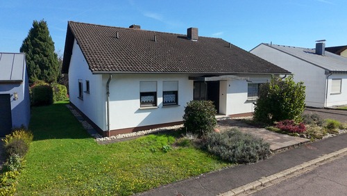 dji_fly_20250920_113142_0559_1758360995576_photo (1) - 4 Zimmer Bungalow zum Kaufen in Konz