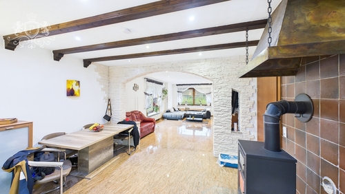 ERDGESCHOSS - Einfamilienhaus mit 166,81 m&sup2; in Mettlach zum Kaufen