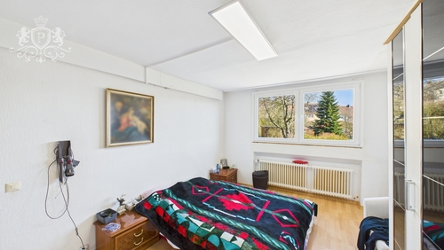 CAM01984G0-PR0457-STILL012 - 