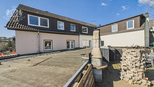 CAM01984G0-PR0457-STILL019 - 