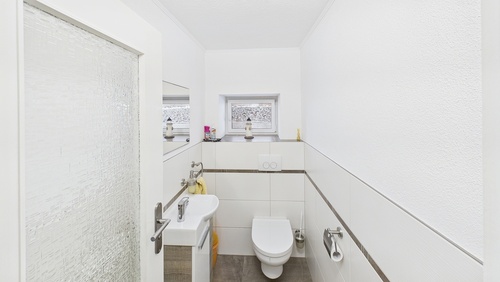 736346ca6014467ba96c612c95ed7668_95_CAM01984G0-PR0509-STILL011 - 