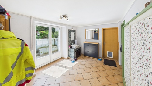 672fbce8f7fd4315a0b7a6ab5b879b64_95_CAM01984G0-PR0509-STILL045 - 