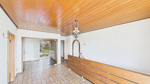 ERDGESCHOSS - EINGANGSBEREICH VORHER (KI) - 